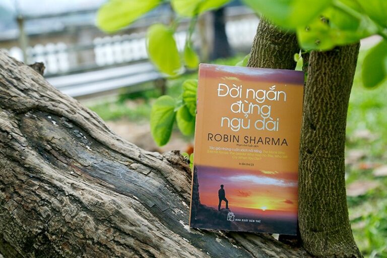 Sách đời ngắn đừng ngủ dài